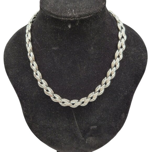 Coro Leaves Garland Necklace Choker 1950's Adjustable Length Hook Closure Silver - Picture 2 of 7